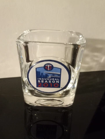 New 2010 Minnesota Twins Target Field Inaugural Season Shot Glass Cover