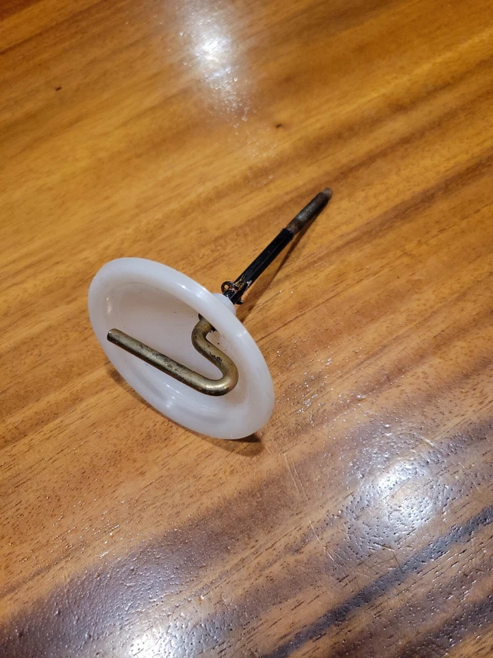 Ford Focus 2001-2007 soporte de bloqueo de neumático de repuesto tuerca de perno fabricante de equipos originales p1227b41 Foto 1 de 1