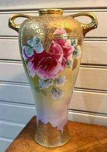 Unmarked Japanese Porcelain Hand Painted Vase Moriage Roses Heavy Gold - Picture 1 of 9