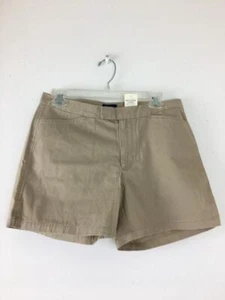 NWT Abercrombie & Fitch Womens Shorts size 4 Tan - Picture 1 of 4