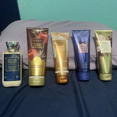 Bath & Body Works Daily Nourishing Body Lotion 8 oz Body Cream Lot Of 5 Cocktail - Image 1 of 3