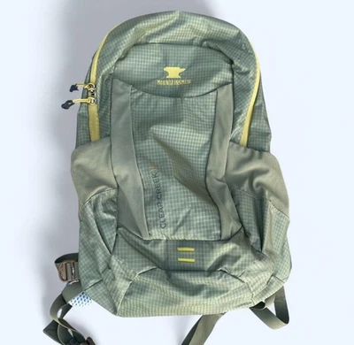 Mountainsmith Green Outdoor Hiking Backpack 15L - Image 1 of 2