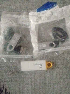 BRAND NEW LG &Kingston DataTraveler SE9 USB Flash Memory Stick 16 GB - Image 1 of 2