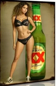 DOS EQUIS BIER METALL BLECHSCHILD SEXY GIRL IN DESSOUS SEXY BEINE MANN HÖHLE BAR KUNST - Bild 1 von 1