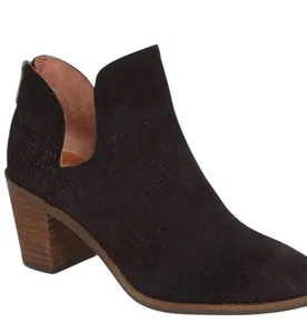 New Lucky Brand Ankle Bootie Black Suede Side Cut Outs 2.5" Heel Women's 7.5 - Picture 1 of 11