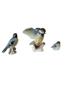 Vintage Porcelain Matching Bird Family Miniature Figurines Set Of 3 - Picture 1 of 6