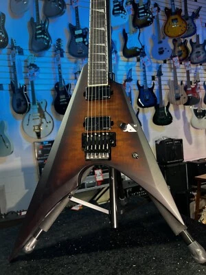 Guitarra elétrica ESP LTD Arrow-1000 - Cetim marrom escuro Sunburst GET PLEK'D! 767 - Imagem 1 de 4