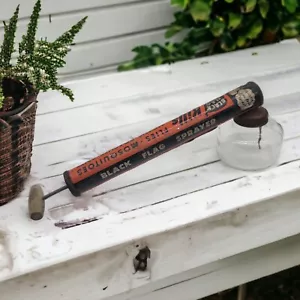 Vintage Black Flag Bug Pump Spray Glass Reservoir Halloween Rustic Advertising - Picture 1 of 9