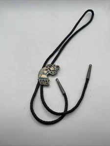 Bailarina Kokopelli vintage. Cordón trenzado de piedras con incrustaciones de corbata Bolo suroeste - Imagen 1 de 5