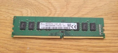 SK Hynix 8GB DDR4 HMA41GU6AFR8N-TF 2133MHz - Image 1 of 3