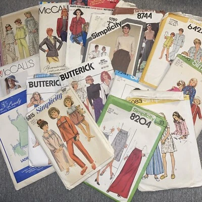 VTG Sewing Patterns -Mixed Lot 15 McCall's,Butterick, Simplicity, Sew Lovely - Image 1 of 4