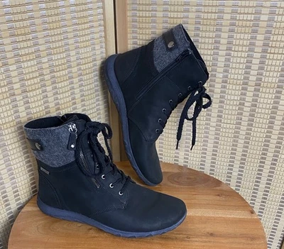 Cobb Hill Women's 9.5W Black Amalie Waterproof Ankle Boots - Image 1 of 4