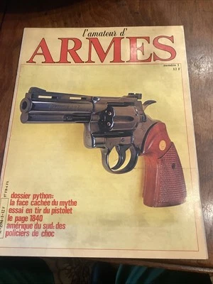 Uniformi e Armi - L’amateur D’Armes -Rivista Francese Numeri Diversi - Immagine 1 di 4