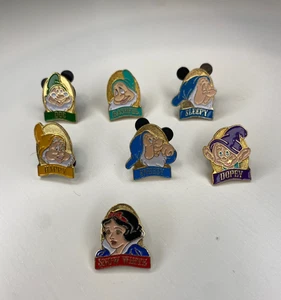 Disney 7 Pin Set - Schneewittchen VHS Werbeartikel Sieben Zwerge fehlen mürrisch - Bild 1 von 2