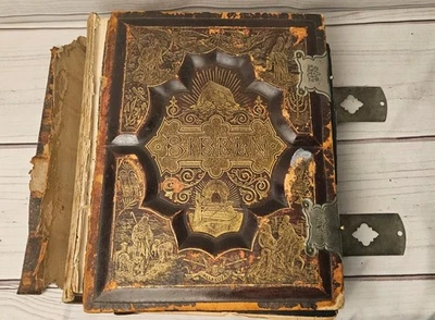 Antique 1889 Swedish Language Family Bible Book DEN HELIGA SKRIFT Holy Scripture - Image 1 of 4