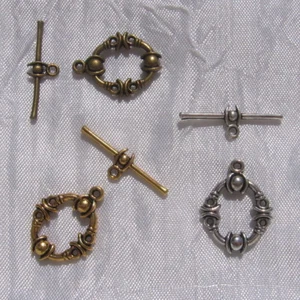 Lot de 4 fermoirs AU CHOIX toggle métal argenté doré bronze 21x17mm / 25x18mm  - Picture 1 of 8