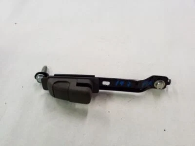 Ajustador de cinturón de seguridad delantero derecho gris | Se adapta a Nissan Frontier 2017-2019 cabina king Foto 1 de 4