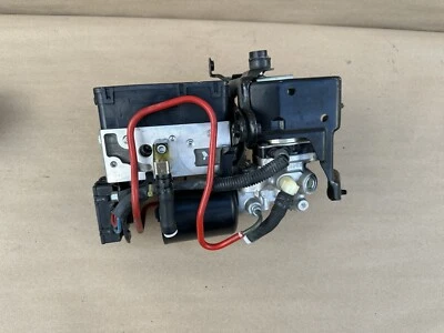 07-17 Lexus LS460 LS600h Antilock Brake ABS Control Module W/ Pump 44510-50140 - Image 1 of 4