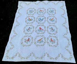 VINTAGE BIRDS QUILT HAND CROSS STITCHED EMBROIDERY QUEEN - 87" x 76" - Picture 1 of 5