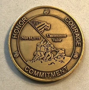US Marine Corps-Marine Memorial Two Jima Raising Flag-Nov 10 1775 Challenge Coin - Picture 1 of 2