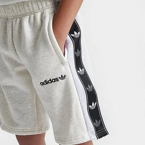 NEW BOY'S ADIDAS ORIGINALS ITASCA TREFOIL TAPE SWEATPANTS ~SIZE 176 (16 YEARS) - Picture 1 of 5