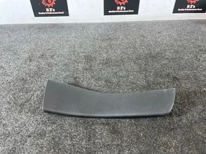 JEEP GRAND CHEROKEE SRT 11-21 FABRICANTE DE EQUIPOS ORIGINALES PUERTA TRASERA DERECHA BORDE DE PLACA DE RASGUÑO 67K - Imagen 1 de 4