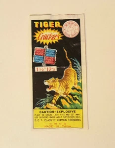 Etiqueta de petardo vintage marca Tiger Crackers años 12 años 70 original 3" X 1,5" - Imagen 1 de 2