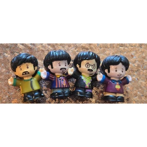 2019 Lot of 4 Fisher Price THE BEATLES Little People Figures Toy Music Rock Band - Picture 1 of 7