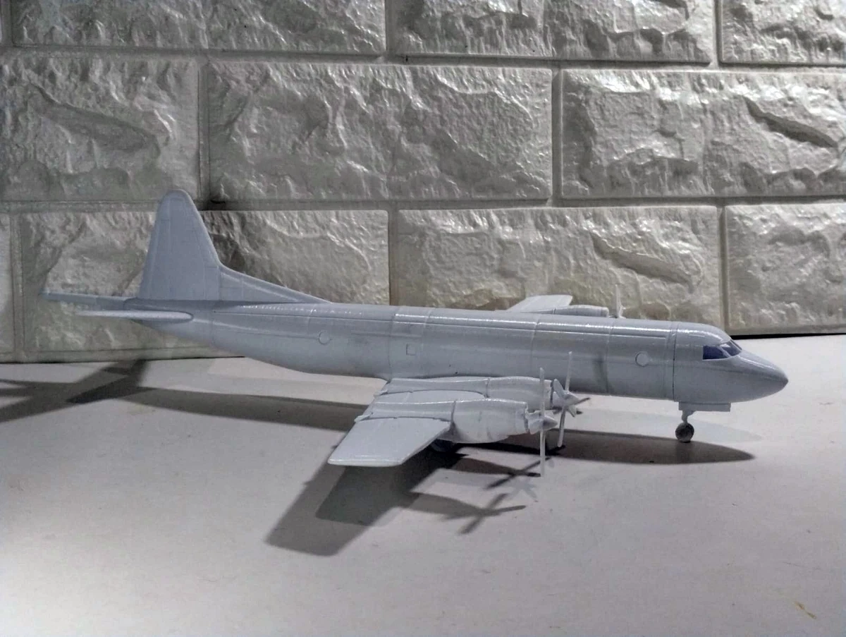 ミュージアムモデル P-3C US NAVY 1/50 完成品 ソリッドモデル