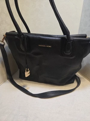 Bolso de hombro Michael Kors Lexington grande de cuero granulado negro ~ herrajes dorados ~ Foto 1 de 4