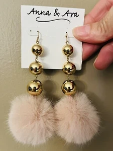 Pendientes Anna & Ava cuentas de oro/pompones rosas nuevos con etiquetas - Imagen 1 de 4