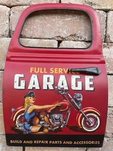 Blechschild Pin Up Girl USA Autotür 59cm Garage Biker Diner Deko V2 US Car V8 - Bild 1 von 2