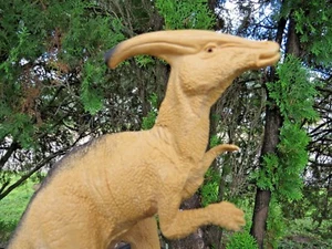 New Realistic 9" Parasaurolophus Plastic PVC Dinosaur Toy Figure - Picture 1 of 2