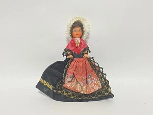 Vintage Historic Folklore Woman in Dress Doll - Photo 1 sur 9