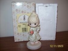 1989 PRECIOUS MOMENTS YIELD NOT TO TEMPTATION 521310 WITH BOX
