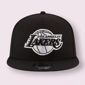 Los Angeles Lakers 9FIFTY Adjustable Cap - LA NBA New Era Hat - Black Snapback - Picture 1 of 3