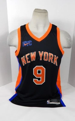 Camiseta deportiva negra Nike 48 2022-23 para hombre New York Knicks RJ Barrett #9 Swingman Foto 1 de 4