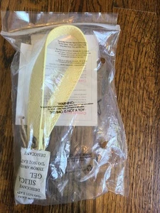 Thirty-one Wristlet Strap Butter Distressed Pebble NEW Yellow - Picture 1 of 4