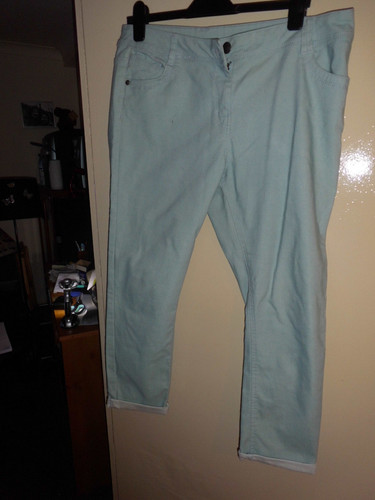 Picture 1 of 4