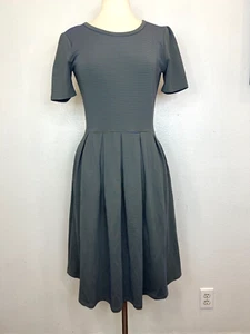 Neu ohne Etikett Lularoe Amelia grün mit blauen Streifen Kleid Größe M - Bild 1 von 7