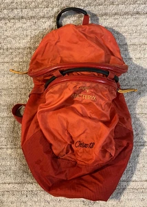 Arc'Teryx Cierzo 18 Red/ Orange - READ DESCRIPTION! - Picture 1 of 14