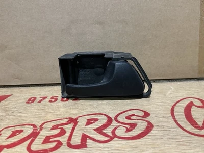 Manija de puerta interior trasera derecha Volkswagen Jetta 1993-1999 1H0 837 142 Foto 1 de 3