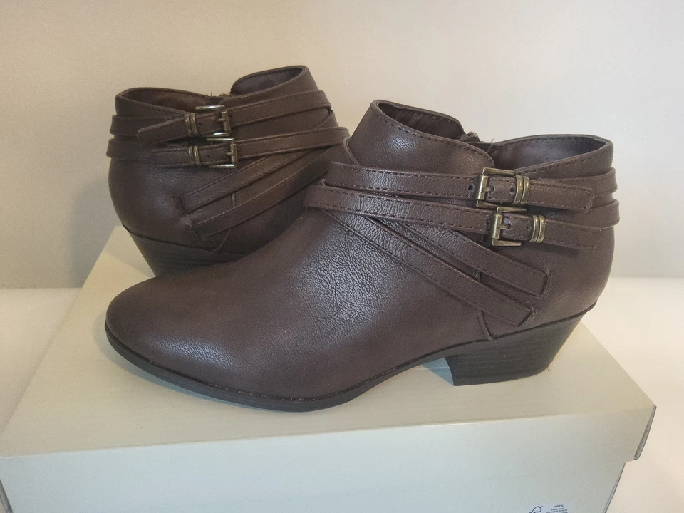 STYLE & CO, WILLOW, Brown WOMEN'S ANKLE BOOTS  SIZE: 6.5M — 第 1/3 张图片