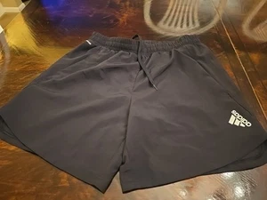 Adidas Shorts Mens Large Black Solid Sports L 7" - Picture 1 of 4