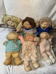 Vintage 1982 Lot of 6 Cabbage Patch Kid Dolls Variety Boys Girls Pets w/outfits - Bild 1 von 7