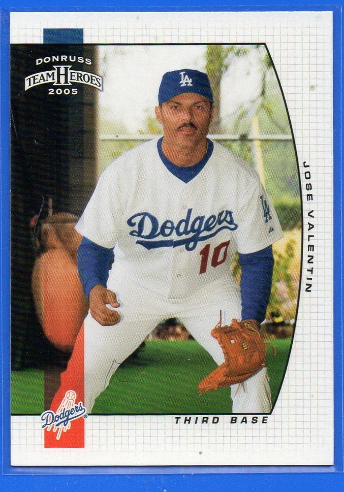 2005 Donruss Team Heroes Baseball Card #357 Jose Valentin - Image 1 of 2