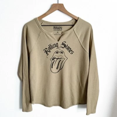 Top Lucky Brand Rolling Stones para mujer mediano marrón gofre térmico lengua gráfico Foto 1 de 4