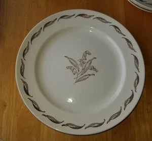 4 Vintage Knowles Lorraine Dinner Plates E-4082 Lily of the Valley Design Center - Picture 1 of 5