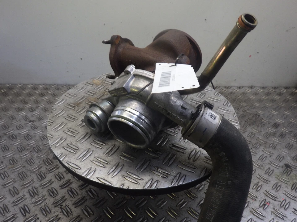 Turbolader Volvo V40 Schrägheck (525, 526) D2 88kW 120PS  D4204T8 - Bild 1 von 2
