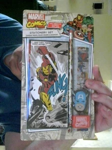 JUEGO DE PAPELERÍA MARVEL COMICS CUMPLEAÑOS ESCUELA NAVIDAD LEER Y ESCRIBIR - Imagen 1 de 1